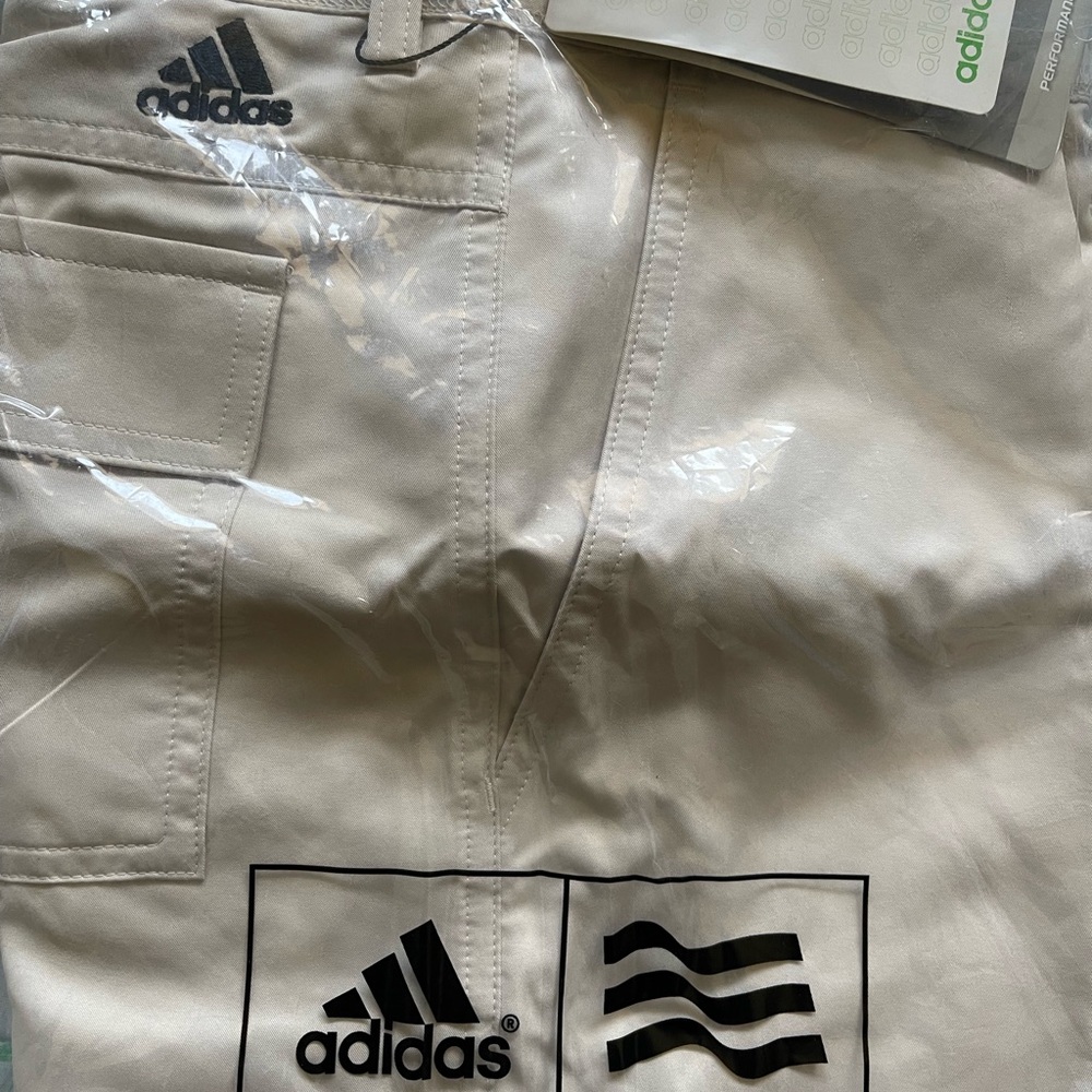 ADIDAS CLIMALITE MEN GOLF TOUR TECH SHORTS ECRU BEIGE 32 NEW PERFROMANCE Z68474